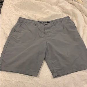 Hurley 36”w gray shorts